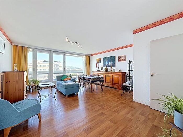 Avenue du Prince de Liège, JAMBES : Appartement 2 pièces à vendre