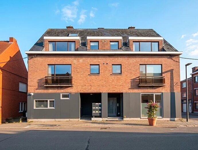 SintDenijsestraat, Kortrijk : Maison 1 pièce à vendre