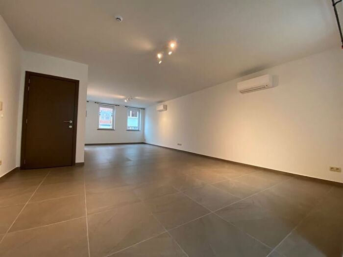 Appartement 2 pièces à louer à rue de Tournai, LeuzeenHainaut