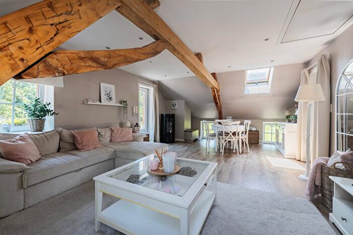 Appartement 2 pièces à vendre - rue de la vallée, F