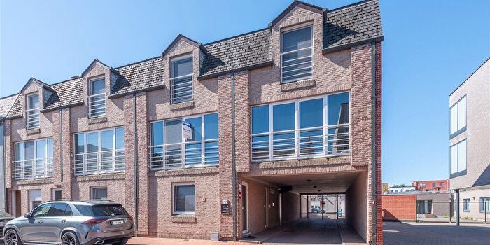 Hazenstraat, Neerpelt : Appartement 3 pièces à vendre