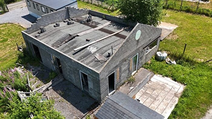 Maison 1 pièce à Le Bosquet, FROIDCHAPELLE, à vendre
