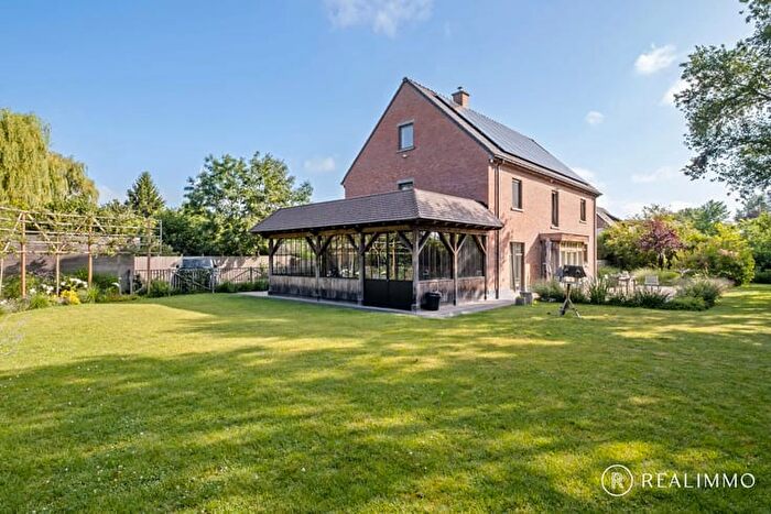 Maison 20 pièces à vendre à Clos de la Sucrerie, Celles