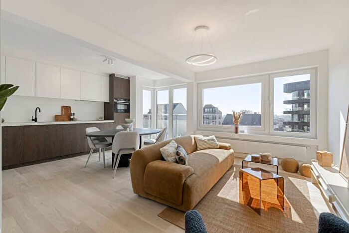 Heldenplein, C : Appartement 2 pièces à vendre