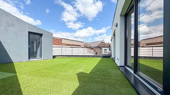Rue du Papillon, Seraing : Appartement 5 pièces à vendre