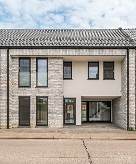 Maison à Diestsestraat, Kortenaken, à vendre