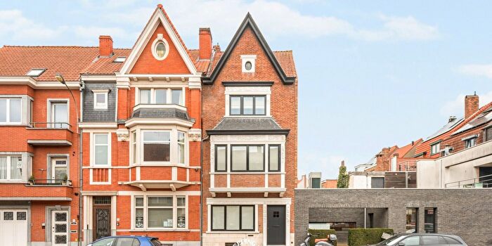 Maison 4 pièces à vendre à Leopold Ilaan, Brugge