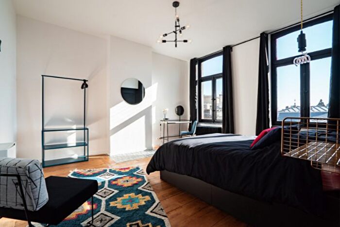 Rue Courtois, Liège : Appartement 8 pièces à louer