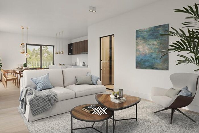 Appartement 7 pièces à Raymonde de Larochelaan, SintDenijsWestrem, à vendre