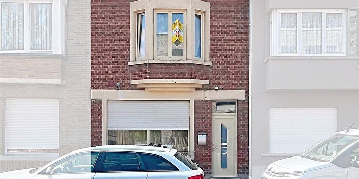 Maison 5 pièces à Brugsesteenweg, Roeselare, à vendre