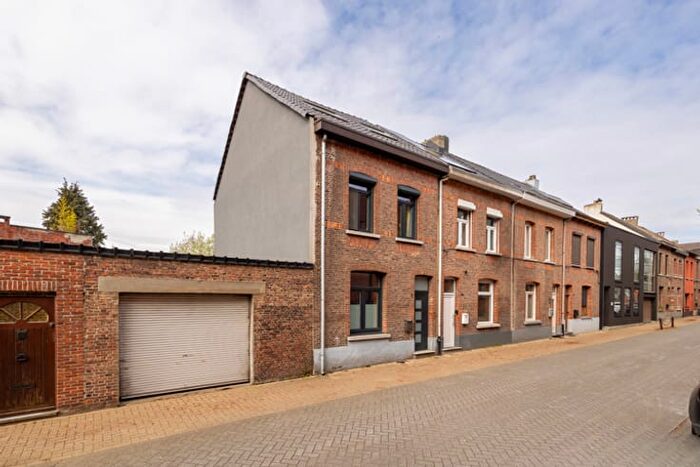 Van Dyckstraat, Kontich : Maison 3 pièces à vendre