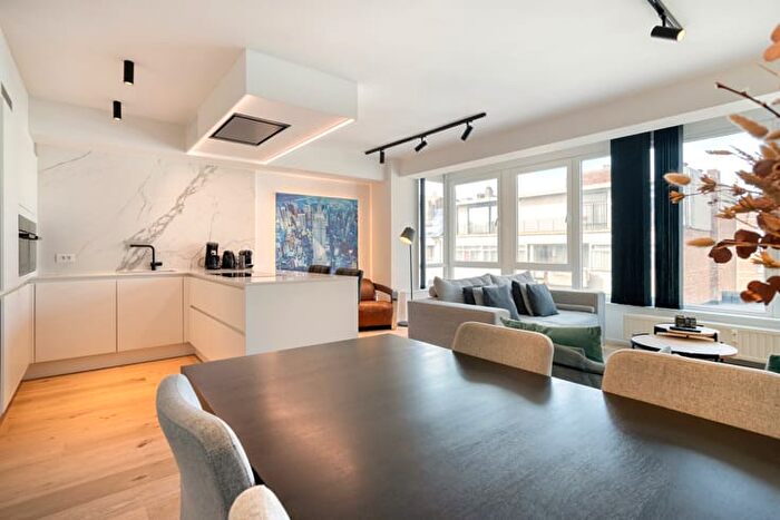 Appartement 10 pièces à vendre à Koningsstraat, Oostende