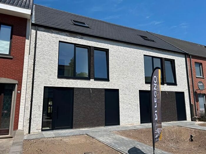 Maasstraat, Turnhout : Maison 3 pièces à vendre