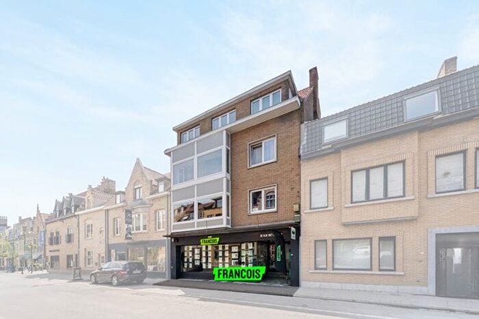 De Breyne Peellaertstraat, Diksmuide : Maison 10 pièces à vendre