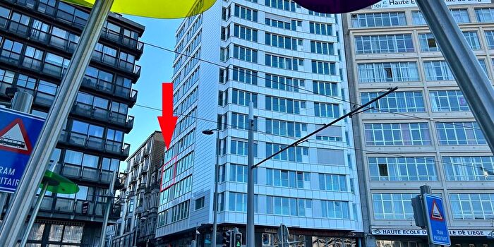 Boulevard dAvroy, Liège : Appartement 2 pièces à vendre