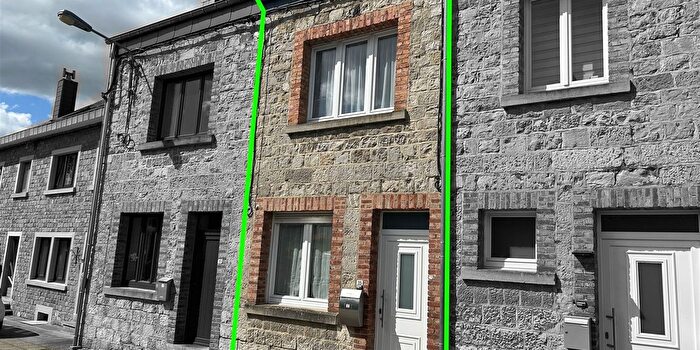 Rue de la Fontaine, MarcheenFamenne - Maison 1 pièce à louer