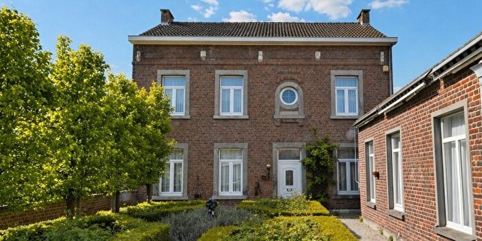 SintMedardusstraat, Vreren : Maison 3 pièces à vendre
