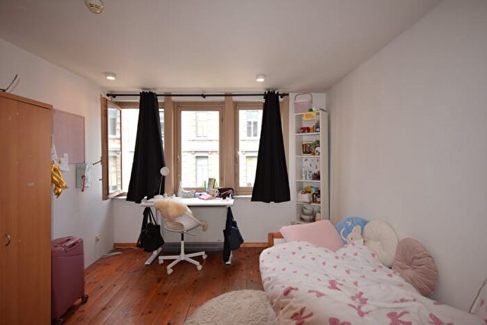 Kortrijksesteenweg, A : Appartement 1 pièce à louer
