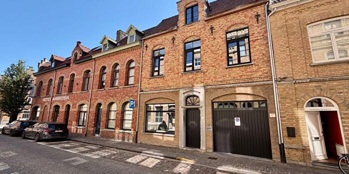 Maison 4 pièces à DHondtstraat, Ieper, à vendre