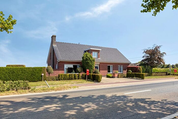 Diksmuidesteenweg, Hooglede : Maison 15 pièces à vendre