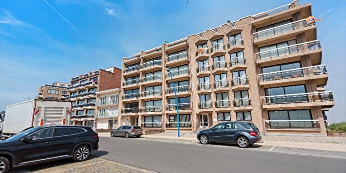 Appartement 2 pièces à Koninginnelaan, SintIdesbald, à vendre