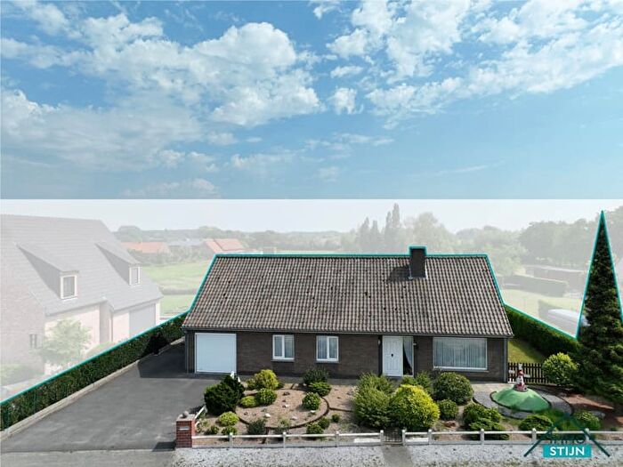 Maison 17 pièces à vendre à Torhoutsestraat, Ruddervoorde