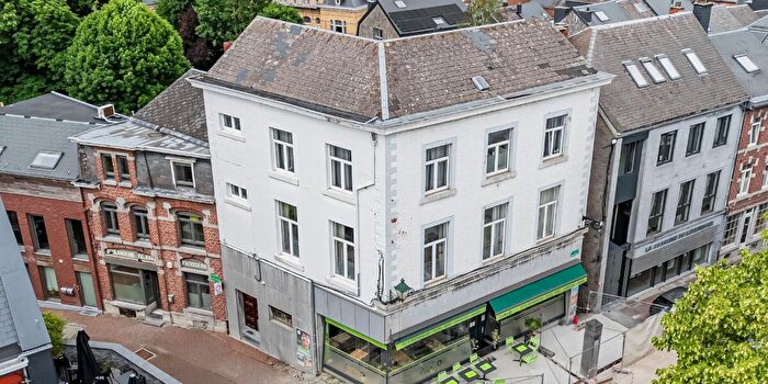 Place aux foires, MarcheenFamenne : Maison 2 pièces à vendre
