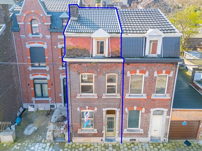 Maison 4 pièces à Rue de Noidans, Seraing, à vendre