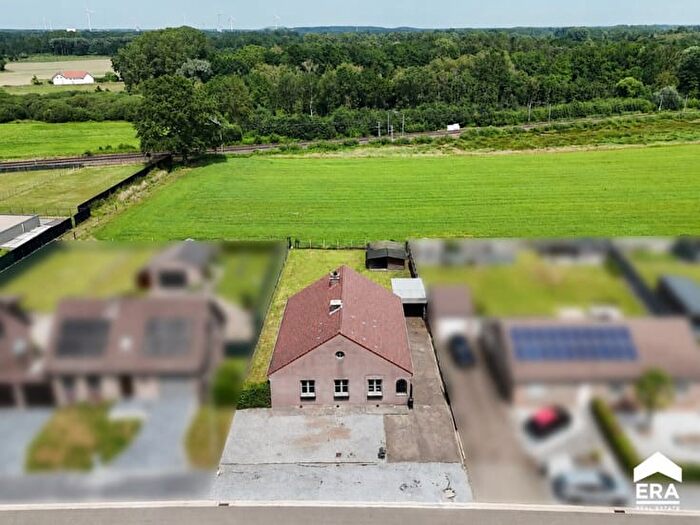 Maison 3 pièces à Heidestraat, HerkdeStad, à vendre