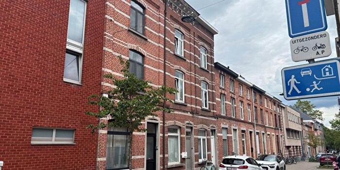 Brouwersstraat, Leuven : Maison 4 pièces à louer