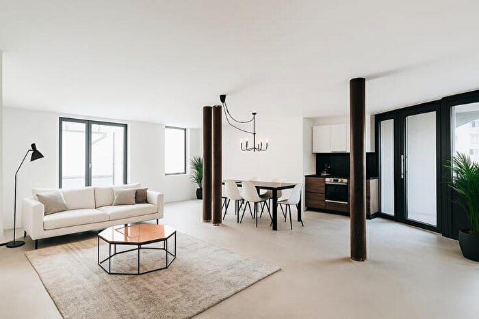 Grand'Place, Ath : Appartement 4 pièces à vendre