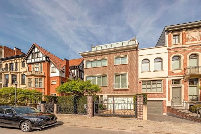 Van Putlei, ANTWERPEN - Maison 5 pièces à vendre