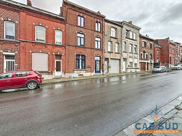 Maison 4 pièces à Rue Brigade Piron, Charleroi, à vendre