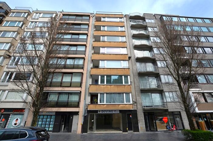 Leopold IIlaan, Oostende : Appartement 1 pièce à louer