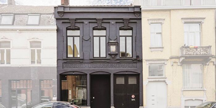 Noordstraat, Kortrijk : Maison 2 pièces à louer