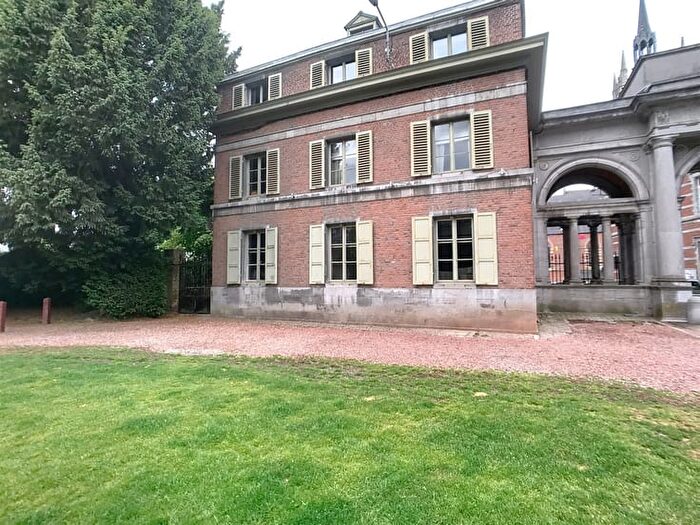 Maison 4 pièces à Place Pierre Delanoy, ENGHIEN, à vendre