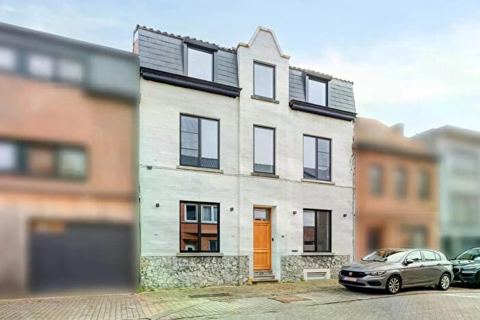 Runkstersteenweg, Hasselt - Maison 5 pièces à louer