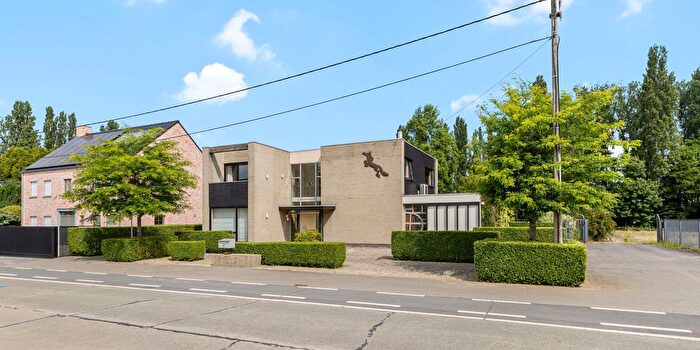 Maison 4 pièces à vendre à Lendeleedsestraat, SintElooisWinkel