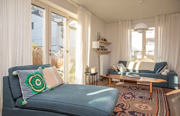 Appartement à Louis Paul Boonstraat, Antwerpen, à louer