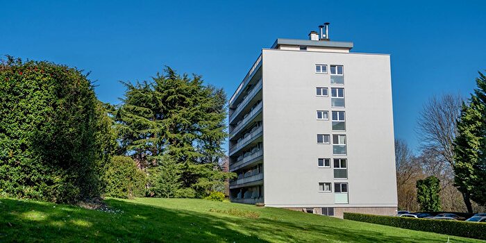 Alsembergsesteenweg, Linkebeek : Appartement 3 pièces à vendre