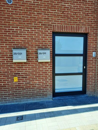 Appartement 6 pièces à louer à Rue De La Gendarmerie, Charleroi