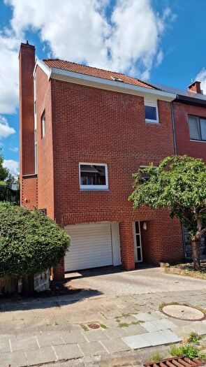 Maison 4 pièces à Avenue Prince Jérôme Bonaparte, Brainel'Alleud, à vendre