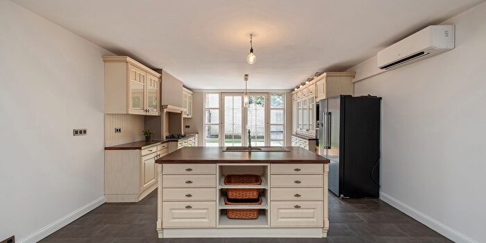 Maison 4 pièces à Nieuwstraat, Aartselaar, à vendre