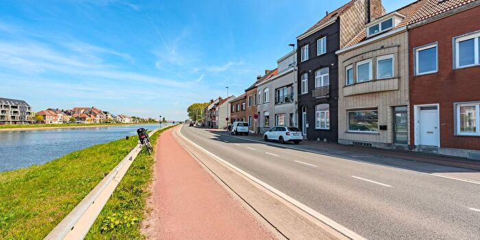 Oudenburgsesteenweg, Oostende : Maison 3 pièces à vendre