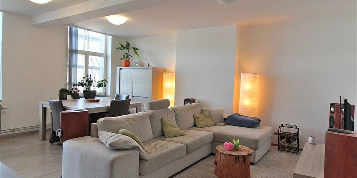 Appartement 2 pièces à Sint Antoniusstraat, Meerbeek, à louer