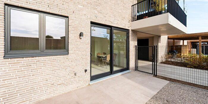 Ertveldesteenweg, Oosteeklo : Appartement 1 pièce à vendre