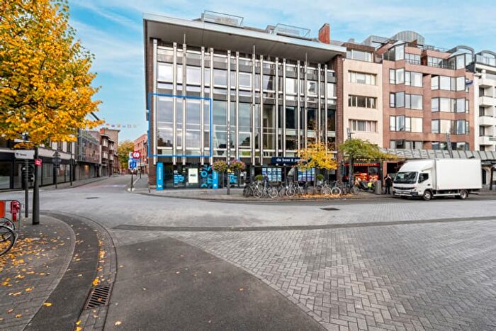 Baron Frans du Fourstraat, Turnhout : Appartement 3 pièces à vendre