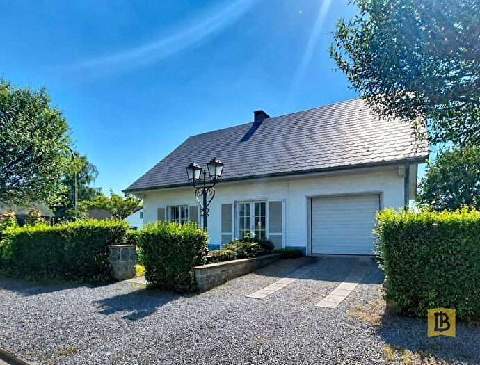 Rue Guy de Brès, Mons : Maison 2 pièces à vendre