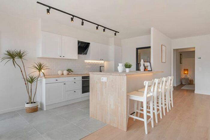 Koning Albertstraat, Kortrijk - Appartement 1 pièce à vendre