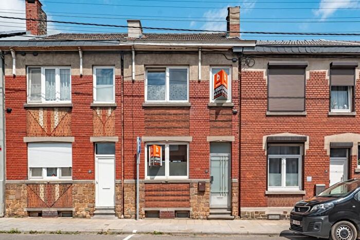 Maison 2 pièces à vendre à Rue Clément, JEMEPPESURMEUSE